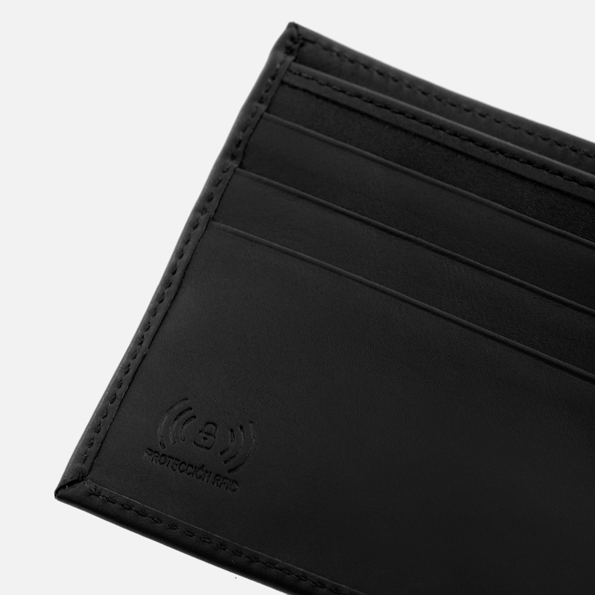 Bennett Bifold Wallet - Smooth Full-Grain Leather - Image 4